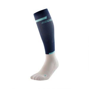 CEP the run socks tall v4 Laufsocken Kompression white blue