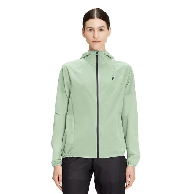 On Ultra Jacket W Creek vorne