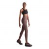 On Performance winter tights grape damen schräg vorne
