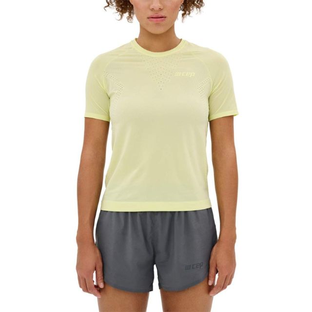 CEP Ultralight Seamless Shirt Short Sleeve lime damen vorne