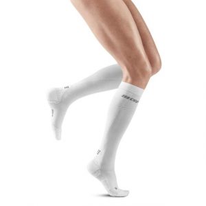 CEP Ultralight Socks Tall Damen white seite