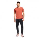 On weather Pants black vorne