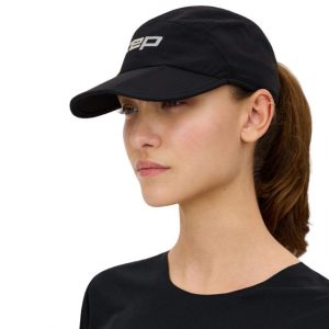 Core Run Foldable cap black vorne