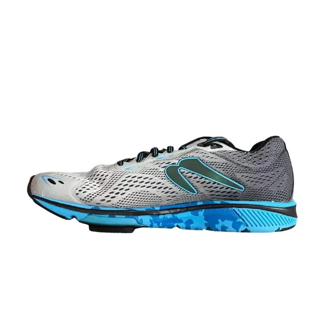 Newton Distance 5 graugrün außen(2)