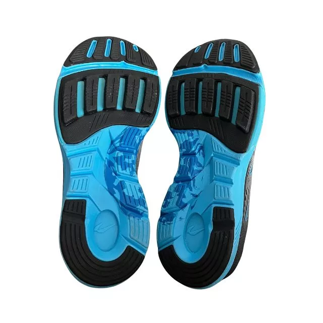 Newton Distance 5 graugrün außen(3)