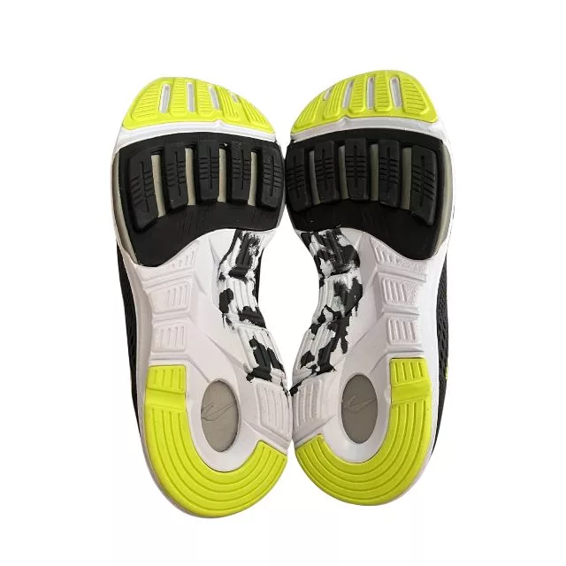 Newton Motion 8 graugrün schuhsohle