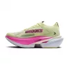 Brooks Hyperion Max 3 LuminaryCyber PinkBlack innen